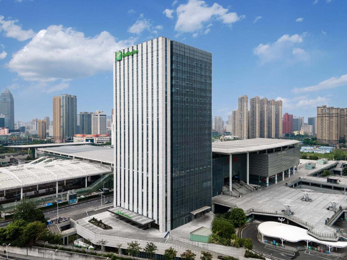 Holiday Inn Wuxi Central Station By Ihg Екстериор снимка